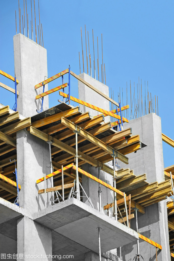 房屋建筑工程施工 從基礎(chǔ)到封頂?shù)娜鞒探馕? class=